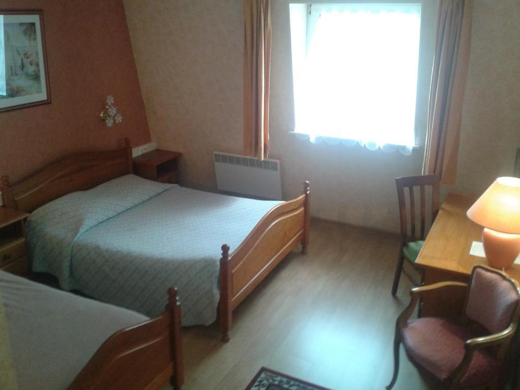 Hostellerie de l'Étoile Wasselonne Chambre photo